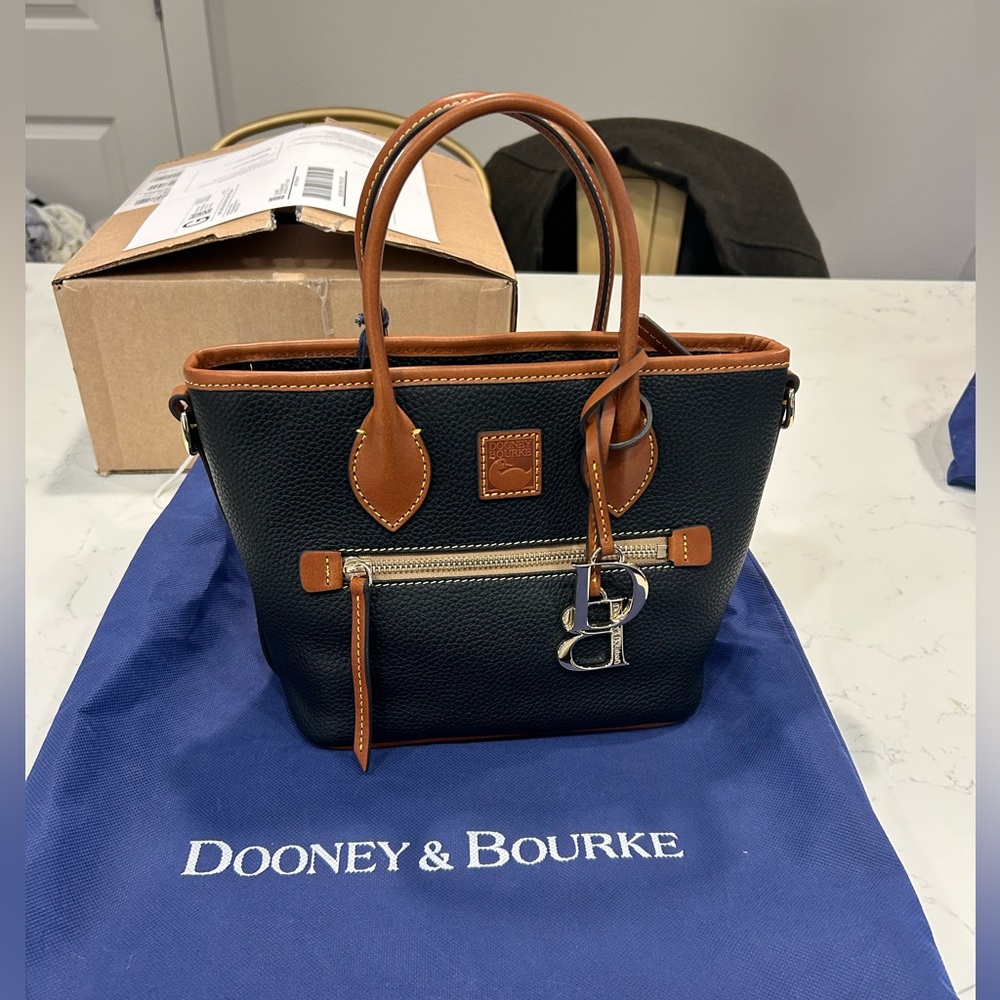 Dooney & Bourke NWT never used -  Black Pebbled Leather Mini Handle Tote Small